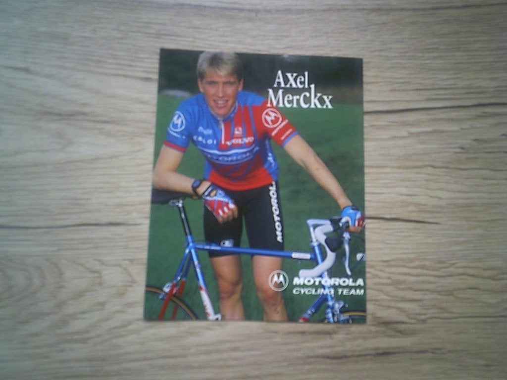 UKKEL: Wielrenner Axel Merckx - Motorola 1995 - (8,5 x 10,5), Ophalen of Verzenden, 1960 tot 1980, Ongelopen, Sport en Spel