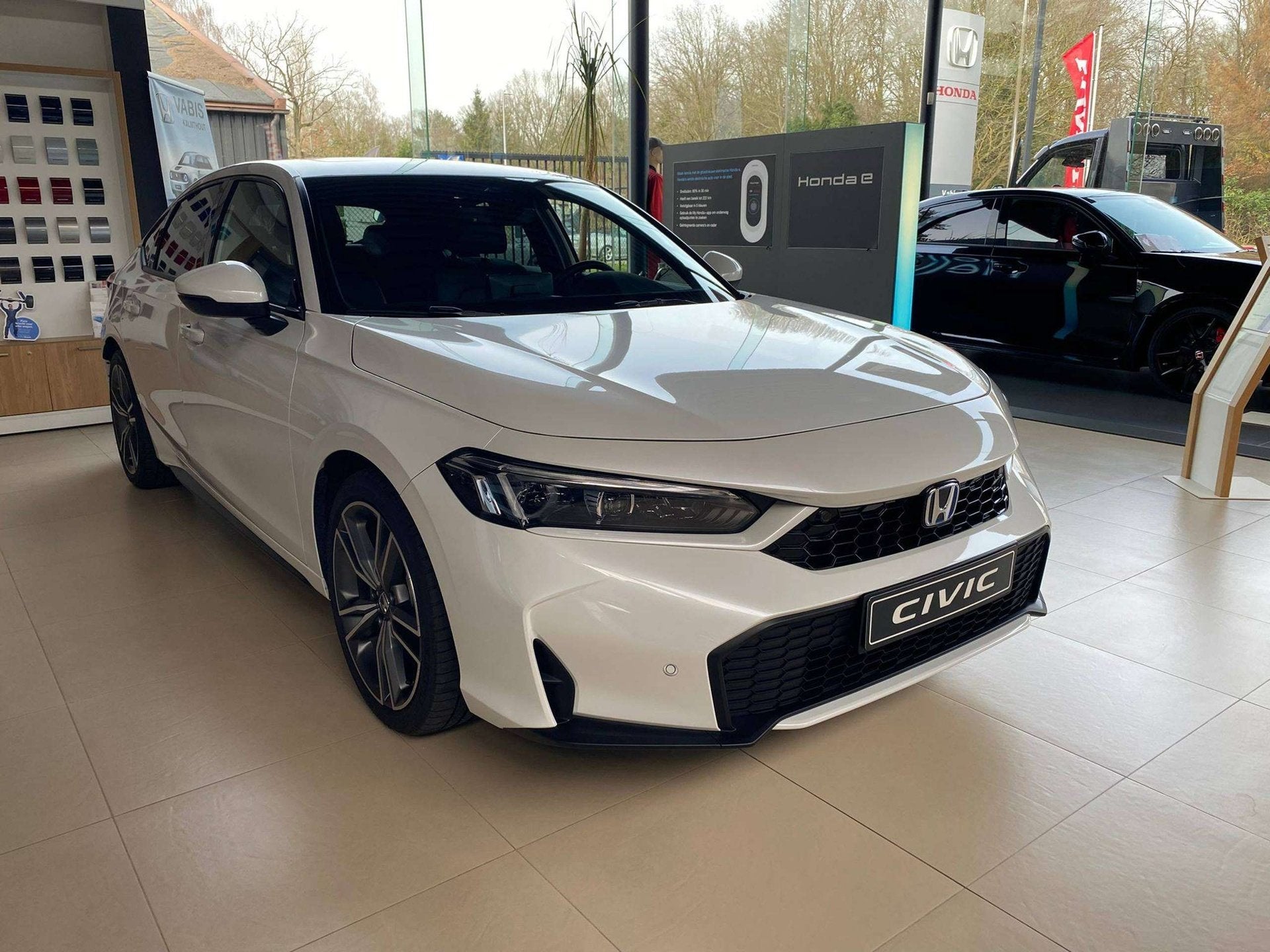 Honda Civic Civic e:HEV 2.0 i-MMD Advance eCVT -€3.250 Kor, Autos, Neuf, Achat, Entreprise, Noir