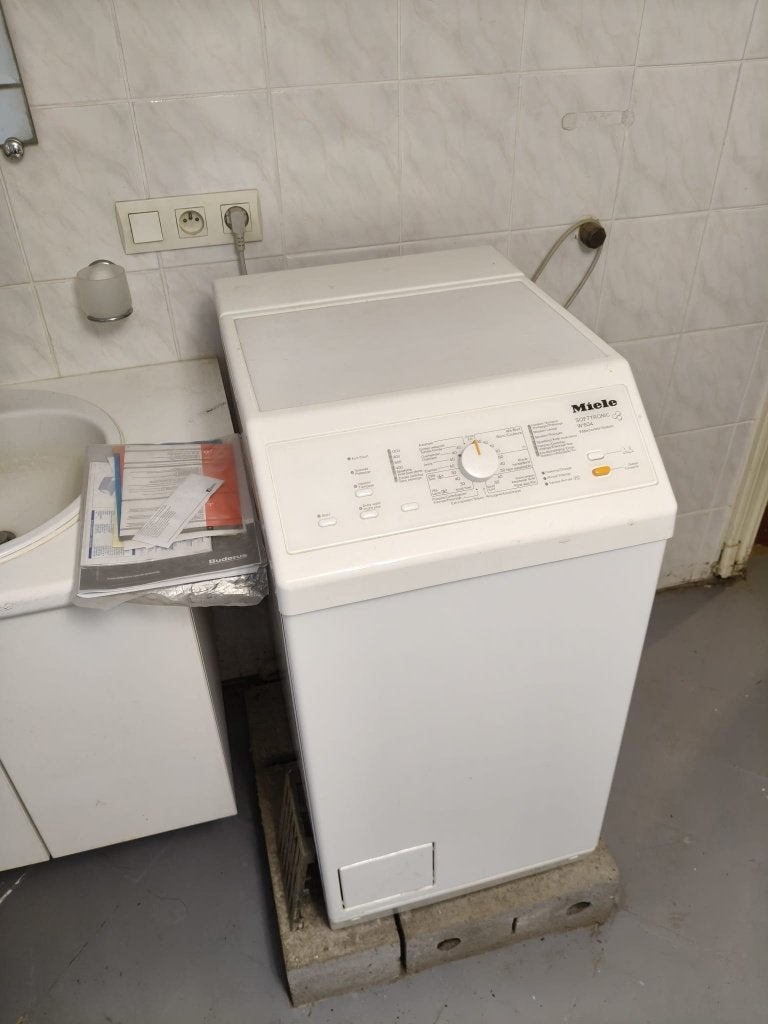 Miele Softtronic W604 wasmachine - 1200 tpm, Ophalen, 1200 tot 1600 toeren, Gebruikt, 4 tot 6 kg
