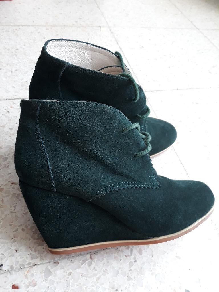 essentiel antwerp 38, Enlèvement ou Envoi, Comme neuf, Vert, Boots et Botinnes