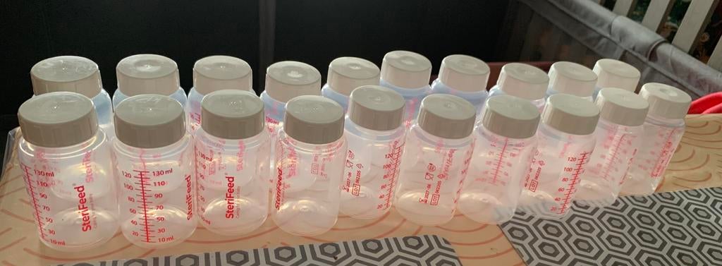 20 flesjes voor moedermelk, Kinderen en Baby's, Ophalen, Gebruikt, Borstkolf