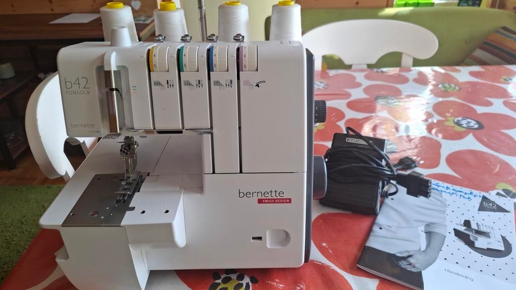 Lockmachine/coverstitch, Ophalen, Lockmachine