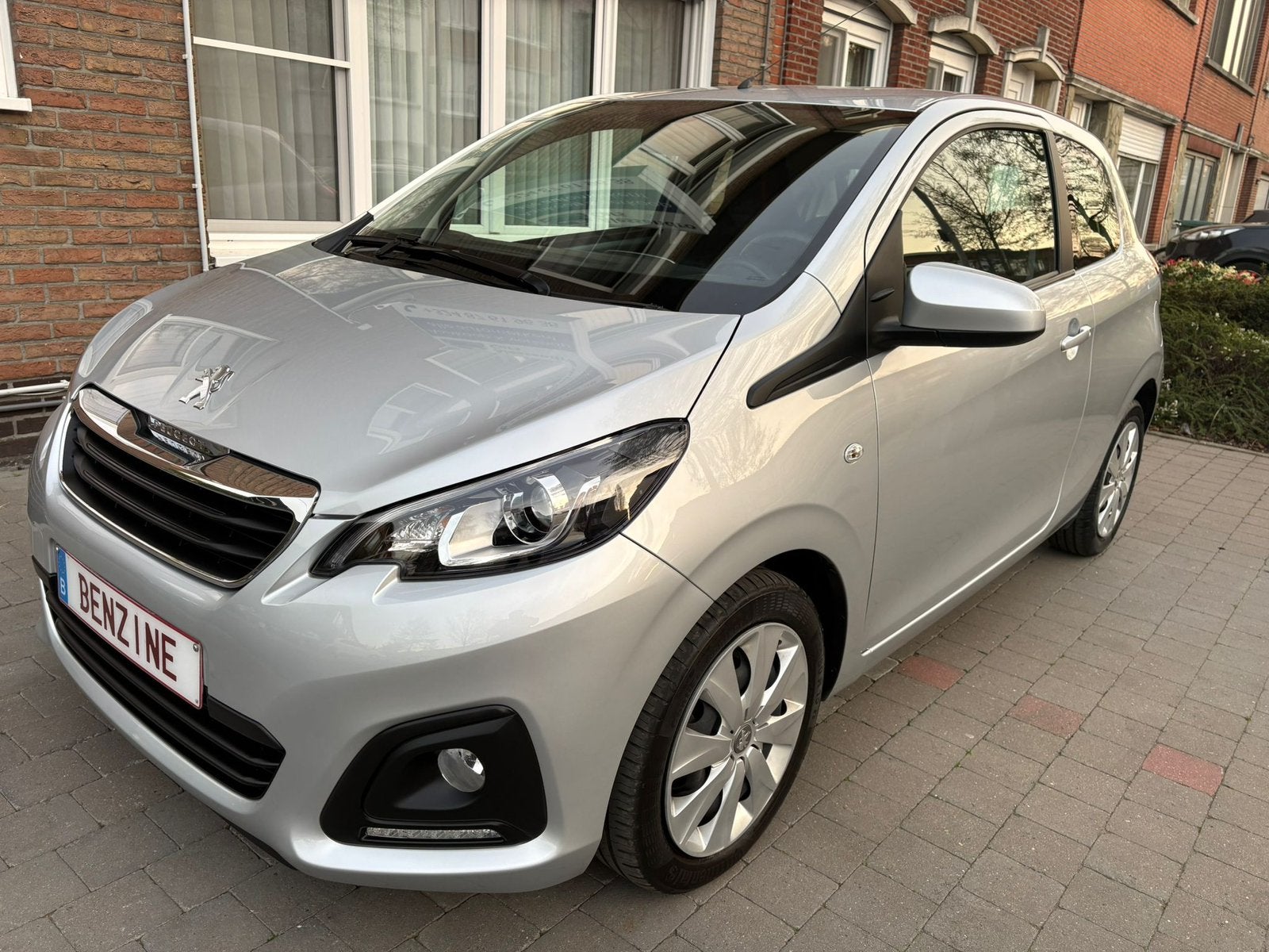 Peugeot 108 1.2i! Topstaat* Airco* 29000km* Garantie!, Auto's, Voorwielaandrijving, 4 zetels, Stof, 1199 cc