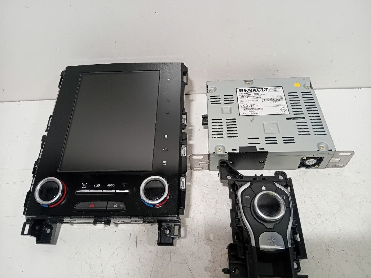 Multifunctionele display Renault Talisman, Auto-onderdelen, Onderdelen@venauto.nl, Van der Ven Autorecycling B.V., Gebruikt, Ettenseweg 76, 4706 PB Roosendaal, The Netherlands
