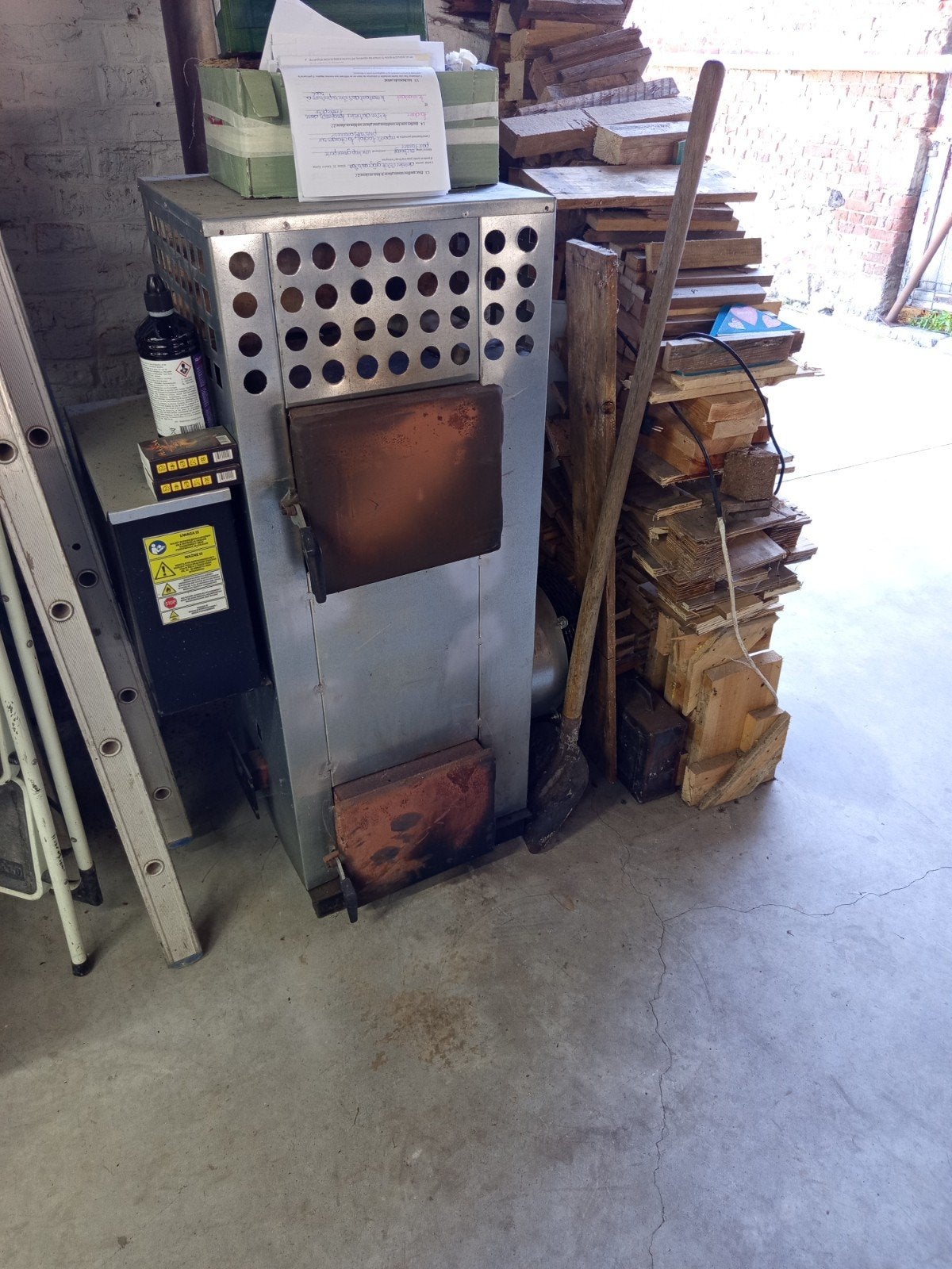 brûle tout atelier, Enlèvement, Bois