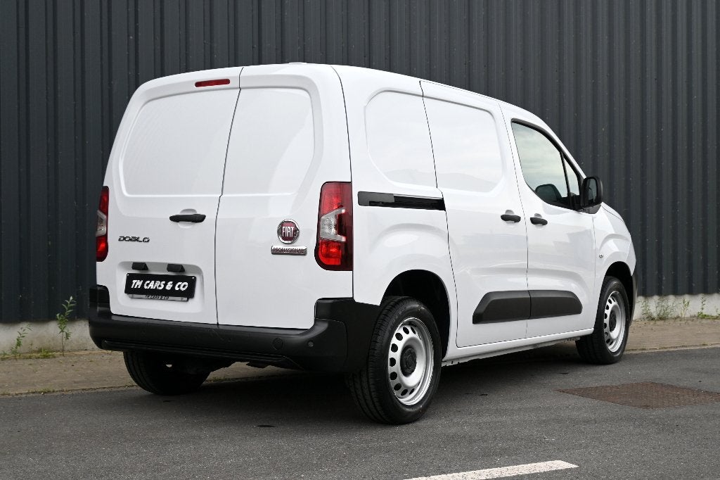 Fiat Doblo 1.5HDI Automaat, 3-zit, Carplay, Cruise, BTW, Stof, 4 cilinders, Electronic Stability Program (ESP), Diesel