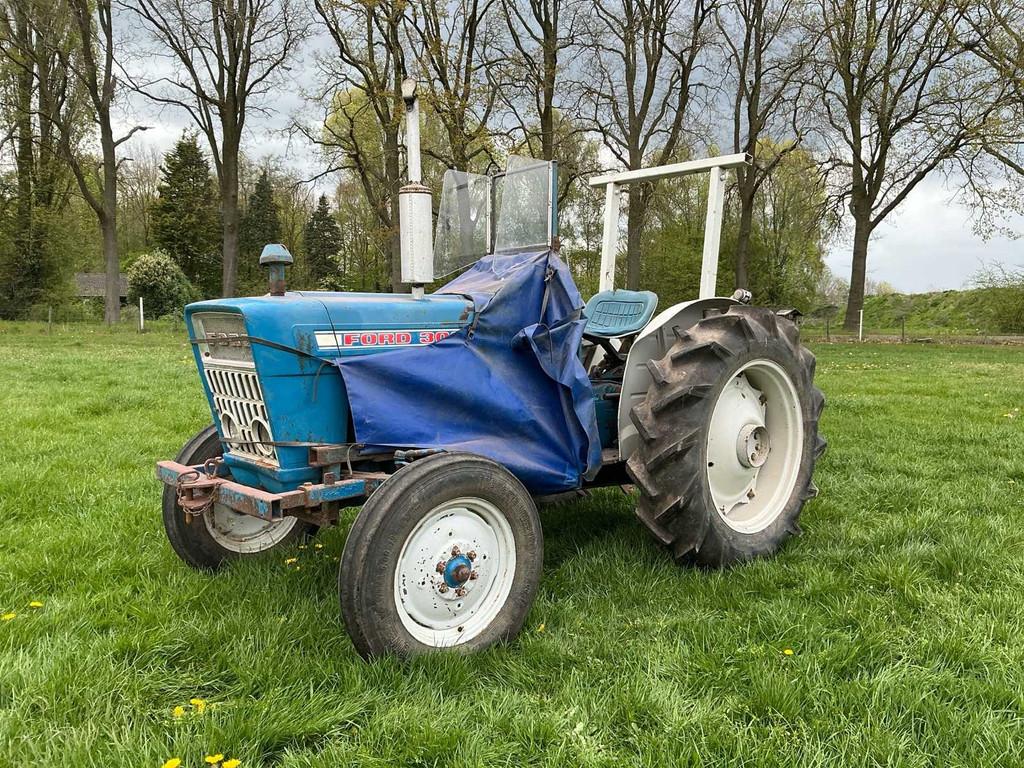 1966 Ford 3000 Tweewielaangedreven landbouwtractor / Oldtime, Gebruikt, Ford