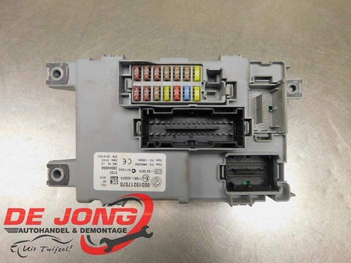 Boîte à fusibles d'un Opel Combo, -, Opel, 3 mois de garantie, Utilisé