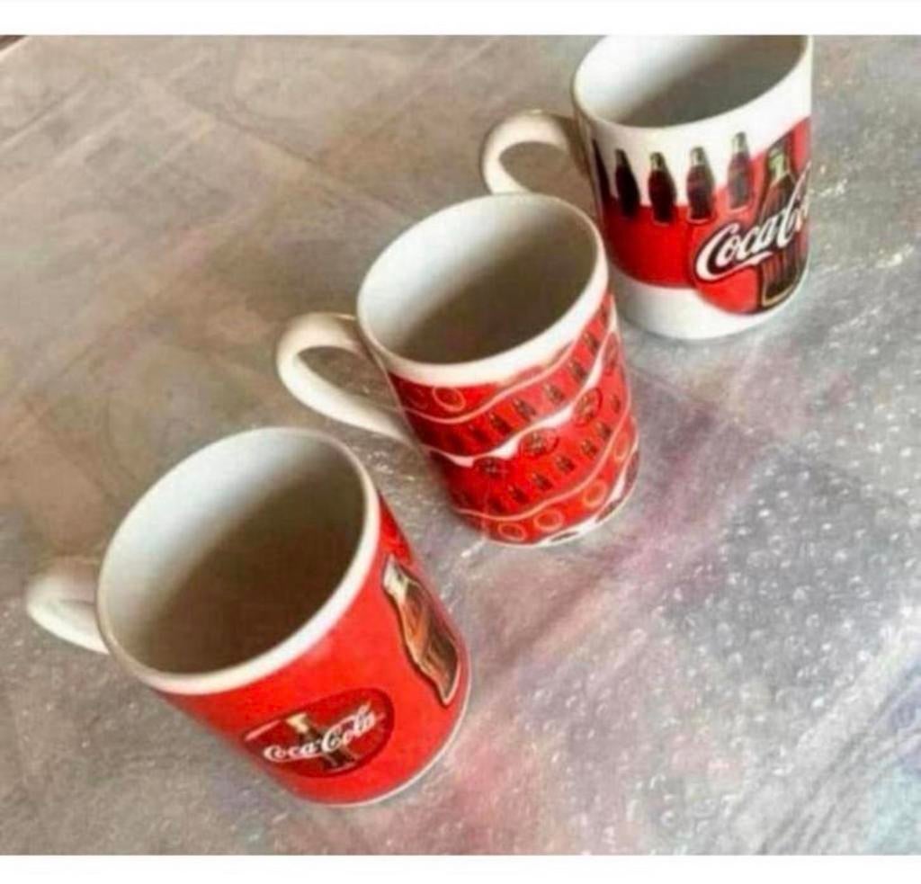 3x Coca Cola 1997 Mok Kom Beker Retro Vintage Verzamel cups, Ophalen of Verzenden, Zo goed als nieuw, Gebruiksvoorwerp