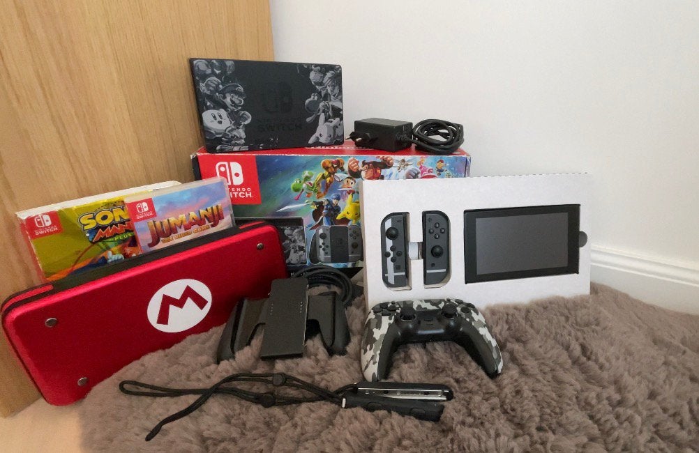 Édition ultime de Super Smash Bros pour Nintendo Switch, Consoles de jeu & Jeux vidéo, Enlèvement ou Envoi, Avec 1 manette, Utilisé