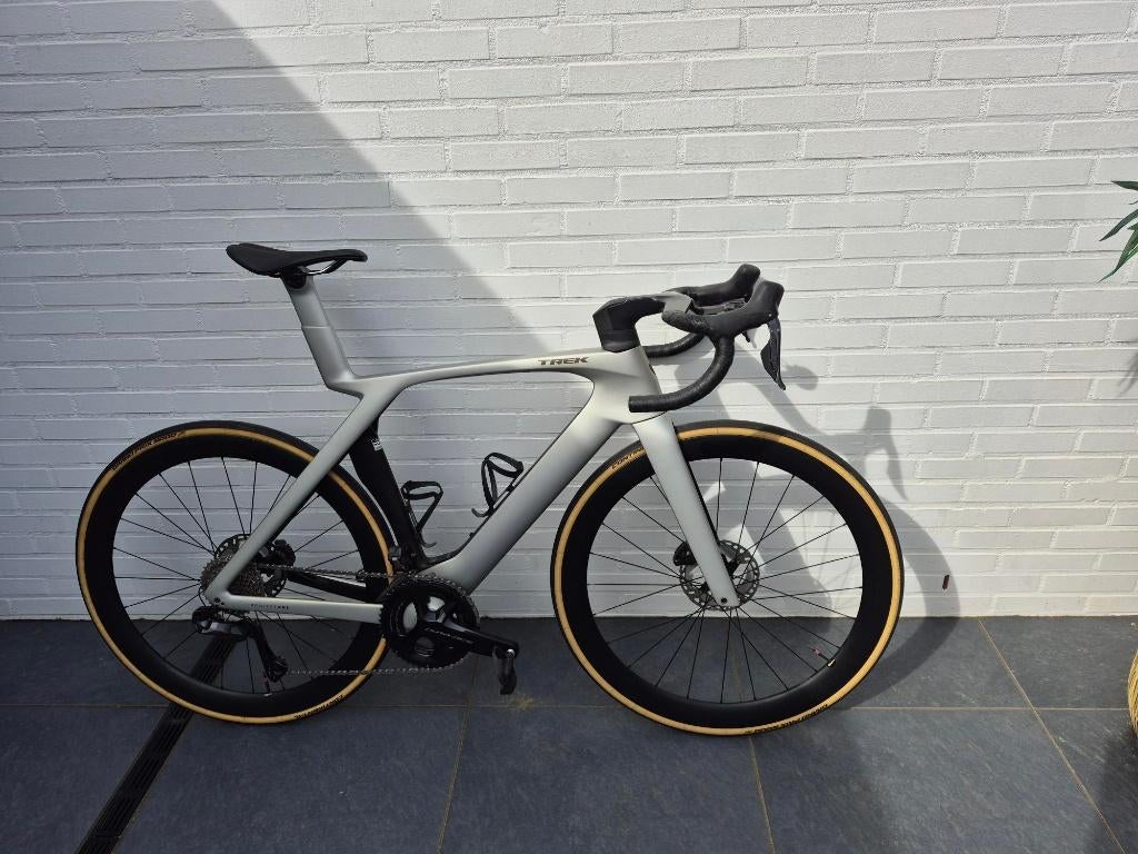 Trek Madone SLR7 GEN 7 MT56, Fietsen en Brommers, Ophalen, Carbon