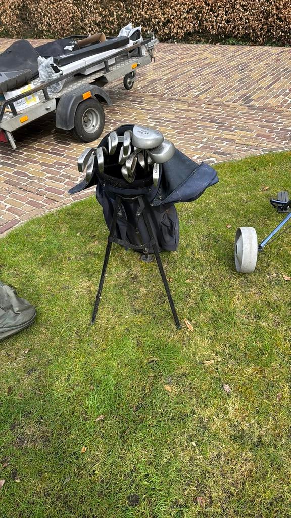 Golf tas met clubs links handig, Sport en Fitness, Golf, Ophalen, Gebruikt, Tas, Overige merken