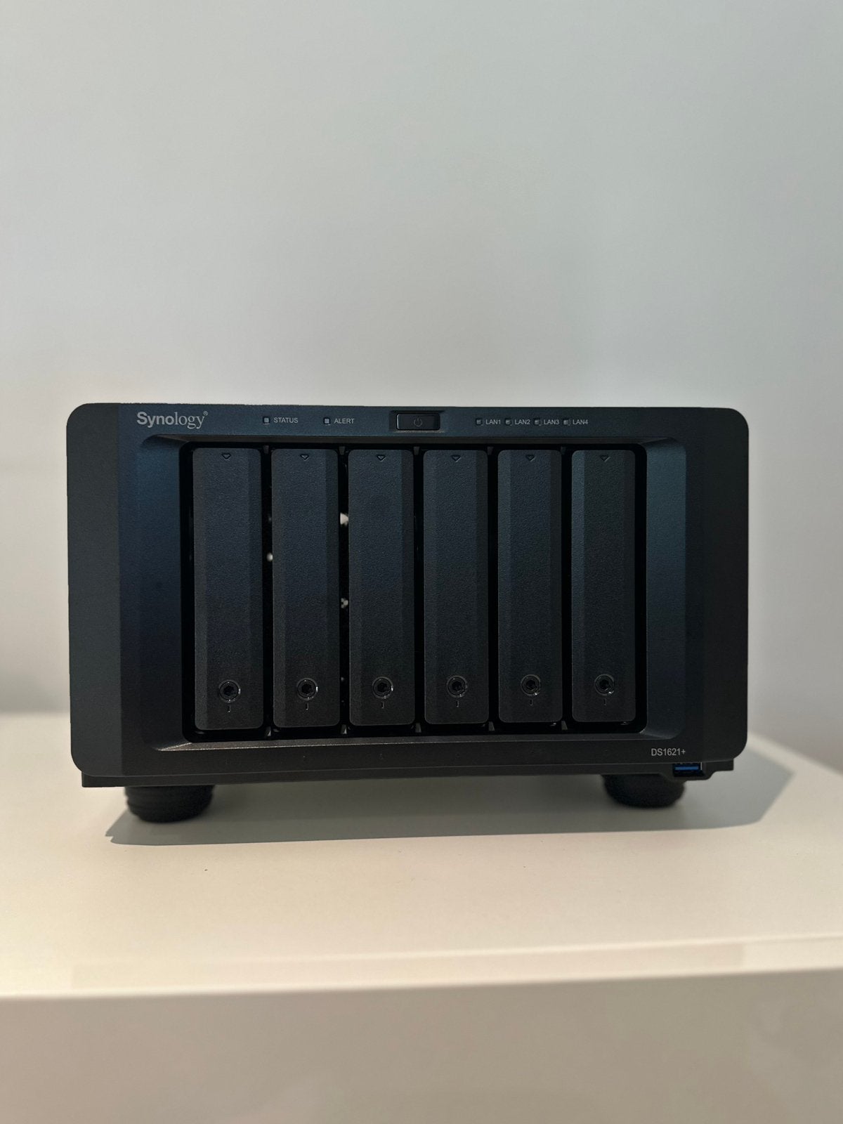 Synology DiskStation DS1621+ – NAS 6 baies – Comme neuf, Enlèvement, Comme neuf, NAS
