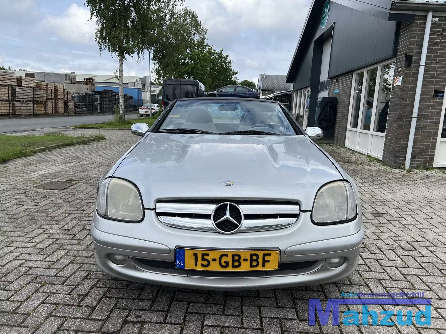 2000 Mercedes SLK R170 3.2 V6 112947 Onderdelen demontage, Mercedes-Benz AG, Mercedes-Benz, Utilisé, Mercedesstrasse 120
70372  Stuttgart, DE