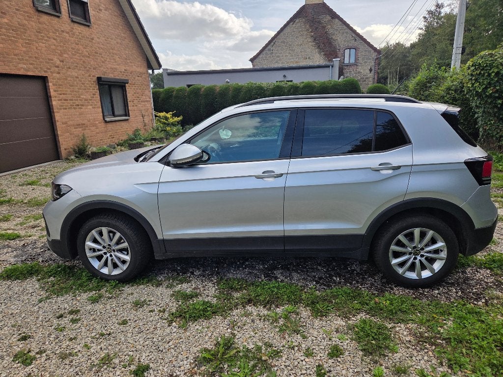 VOLKSWAGEN T-CROSS 1.0 TSI L DSG – SEULEMENT 3 000 KM !, Argent ou Gris, Noir, 5 portes, 5 places