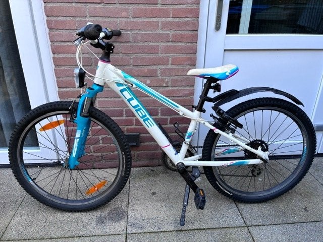 CUBE Race 240 - 24 inch mountainbike, Vélos & Vélomoteurs, Frein sur jante, Enlèvement, Utilisé, Moins de 45 cm