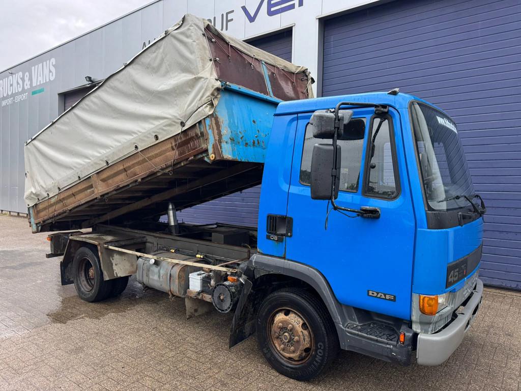 DAF 45 *BELGIAN TRUCK-FULL STEEL* (bj 1999), Auto's, Vrachtwagens, Euro 2, Achterwielaandrijving, Blauw, Bedrijf