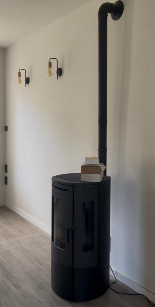 Nordic Fire TJALLMO pelletkachel 7,2 kW – 2023 – wifi/app, Huis en Inrichting, Kachels, Ophalen, Zo goed als nieuw, Pelletkachel