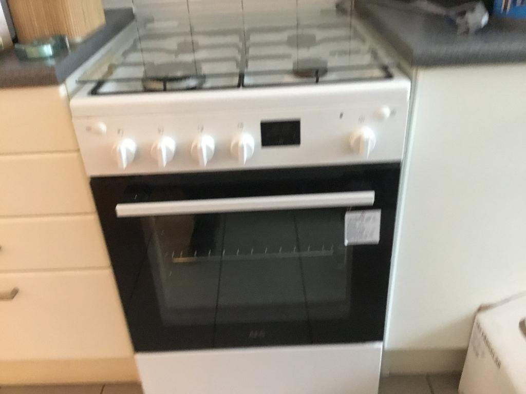 Gasfornuis, Ophalen, 60 cm of meer, 4 kookzones, Zo goed als nieuw