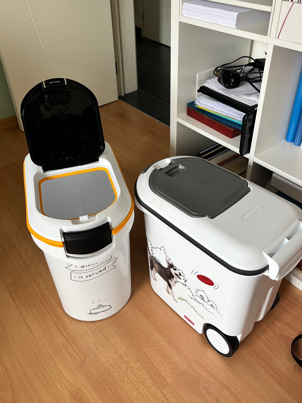 Opberg box voor honden/ katten….voeding, Ophalen, Zo goed als nieuw