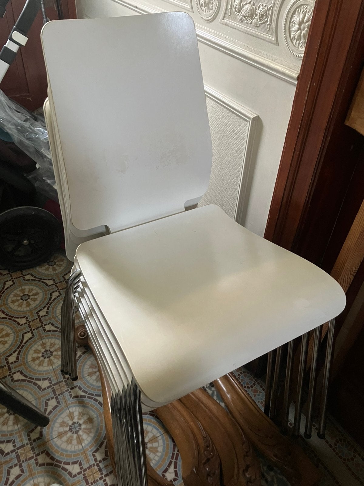 Zes stoelen - gratis, Ophalen, Gebruikt, Wit, Vijf, Zes of meer stoelen