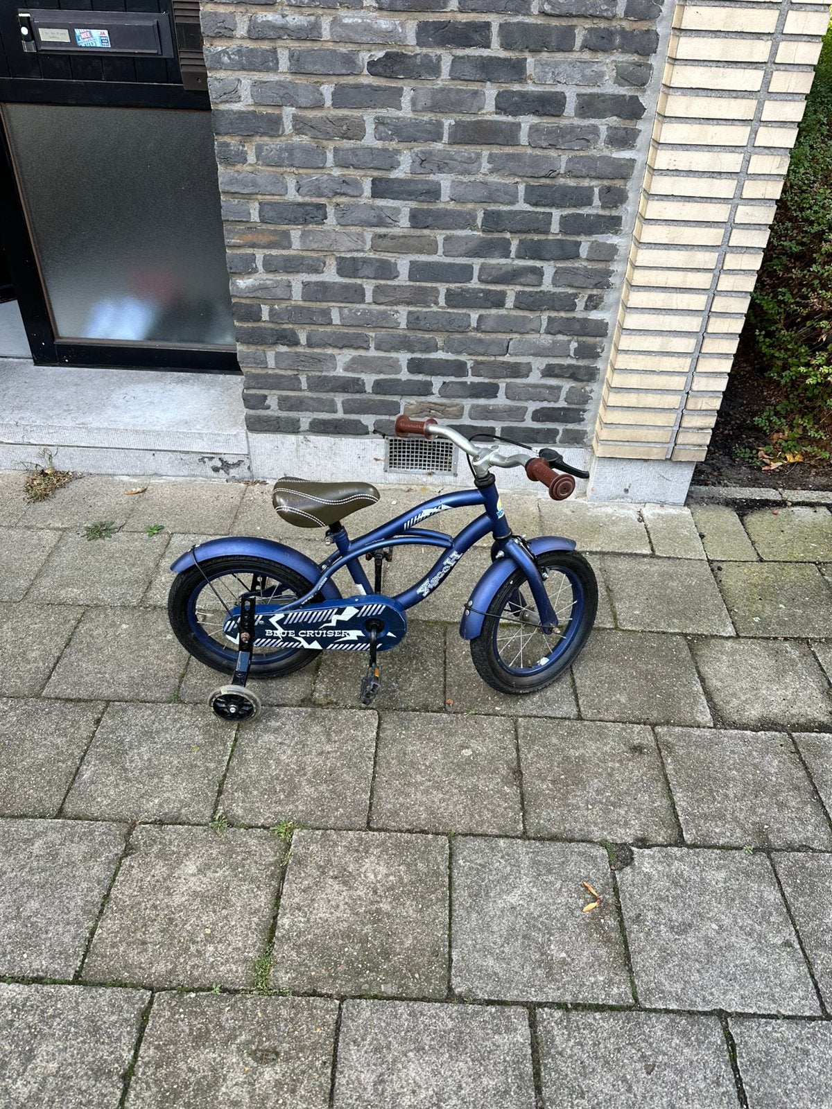 Kinder fiets 12” (3j.-5j.), Enlèvement, Utilisé, Frein à rétropédalage, Stabilisateurs