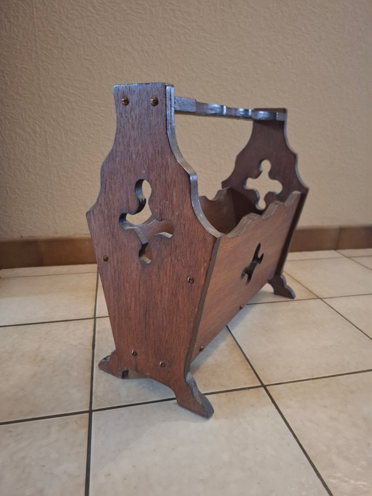 Porte-journaux en bois ancien, Corbeille à journaux, Enlèvement, Comme neuf