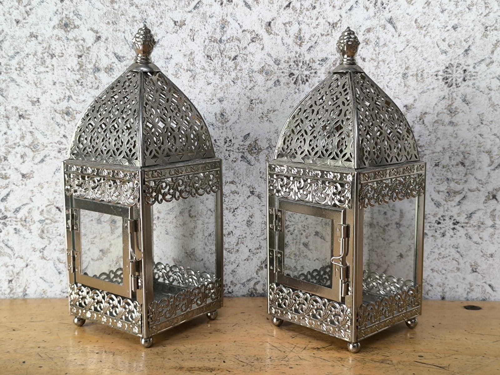 2 x Oosterse lantaarn (kaarshouder) in metaal & glas. (24cm), Ophalen, Gebruikt, Lantaarn, Glas