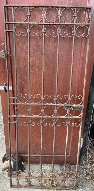 Antiek gesmede poort, Ophalen, Gebruikt, Staal, Minder dan 100 cm