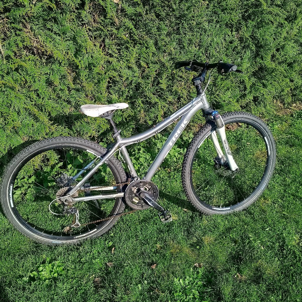 Trek Neko, 28 inch, Gebruikt, Meer dan 20 versnellingen, Schijfrem