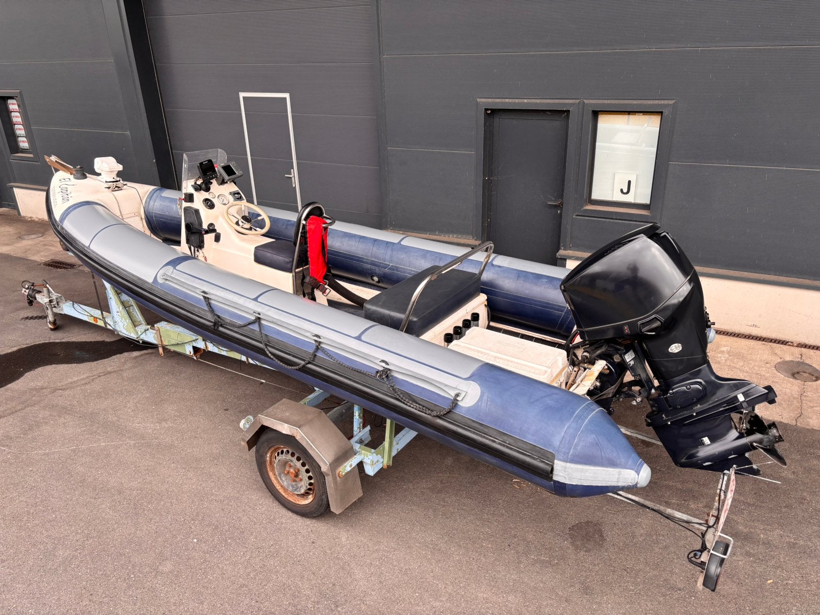 Remorque Riba Osprey Eagle 5m60 Evinrude 75 ch, Sports nautiques & Bateaux, Canots pneumatiques, Utilisé, Autres marques, Polyester/fibre de verre
