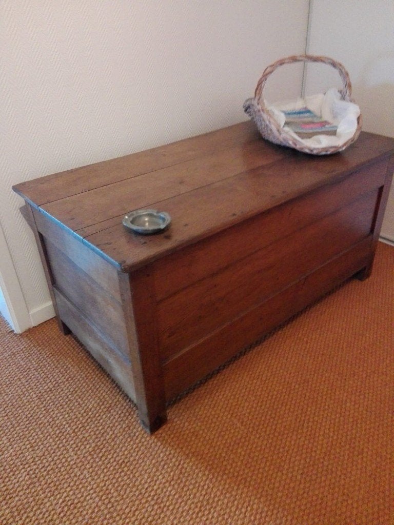 Coffre ancien en bois massif – style rustique, Enlèvement, Chêne