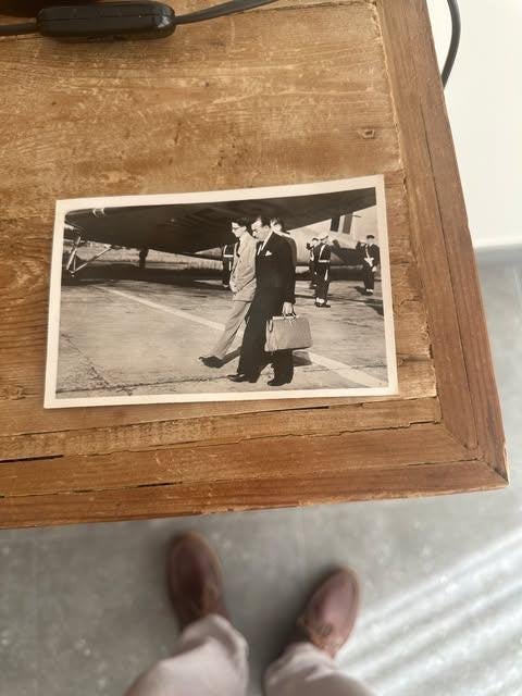 postkaart koning Boudewijn vliegtuig, Verzamelen, Boudewijn, Kaart, Foto of Prent, Nieuw, Ophalen of Verzenden