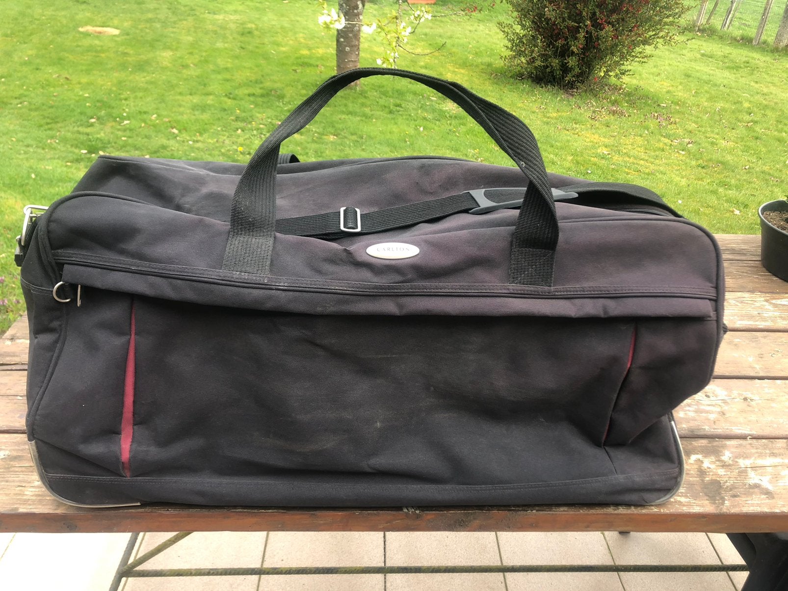 Carlton reistas, sporttas, Handtassen en Accessoires, Tassen | Reistassen en Weekendtassen, Ophalen, Zo goed als nieuw, Wieltjes