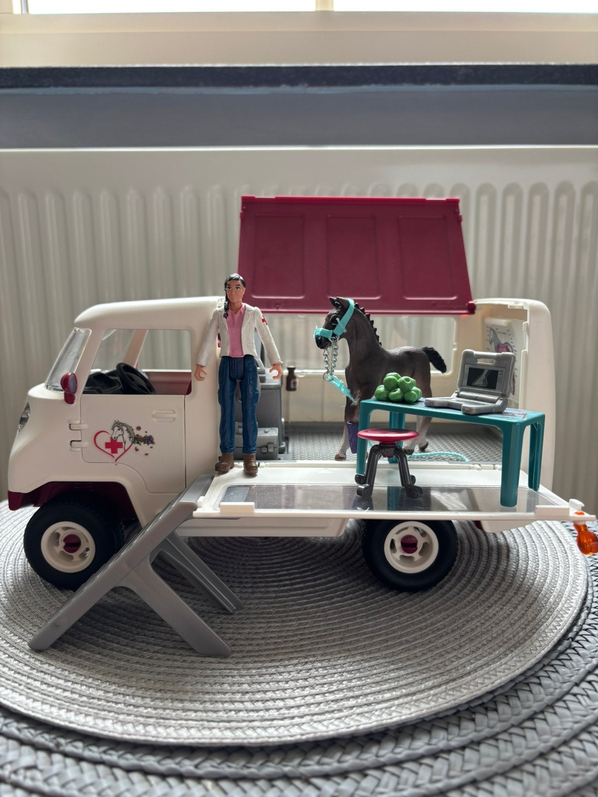Schleich dieren ambulace, Ophalen, Zo goed als nieuw
