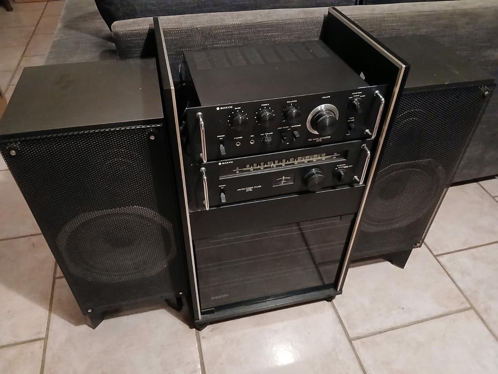 Sanyo Hi-Fi stereoversterker/luidsprekerset, Ophalen, Stereo