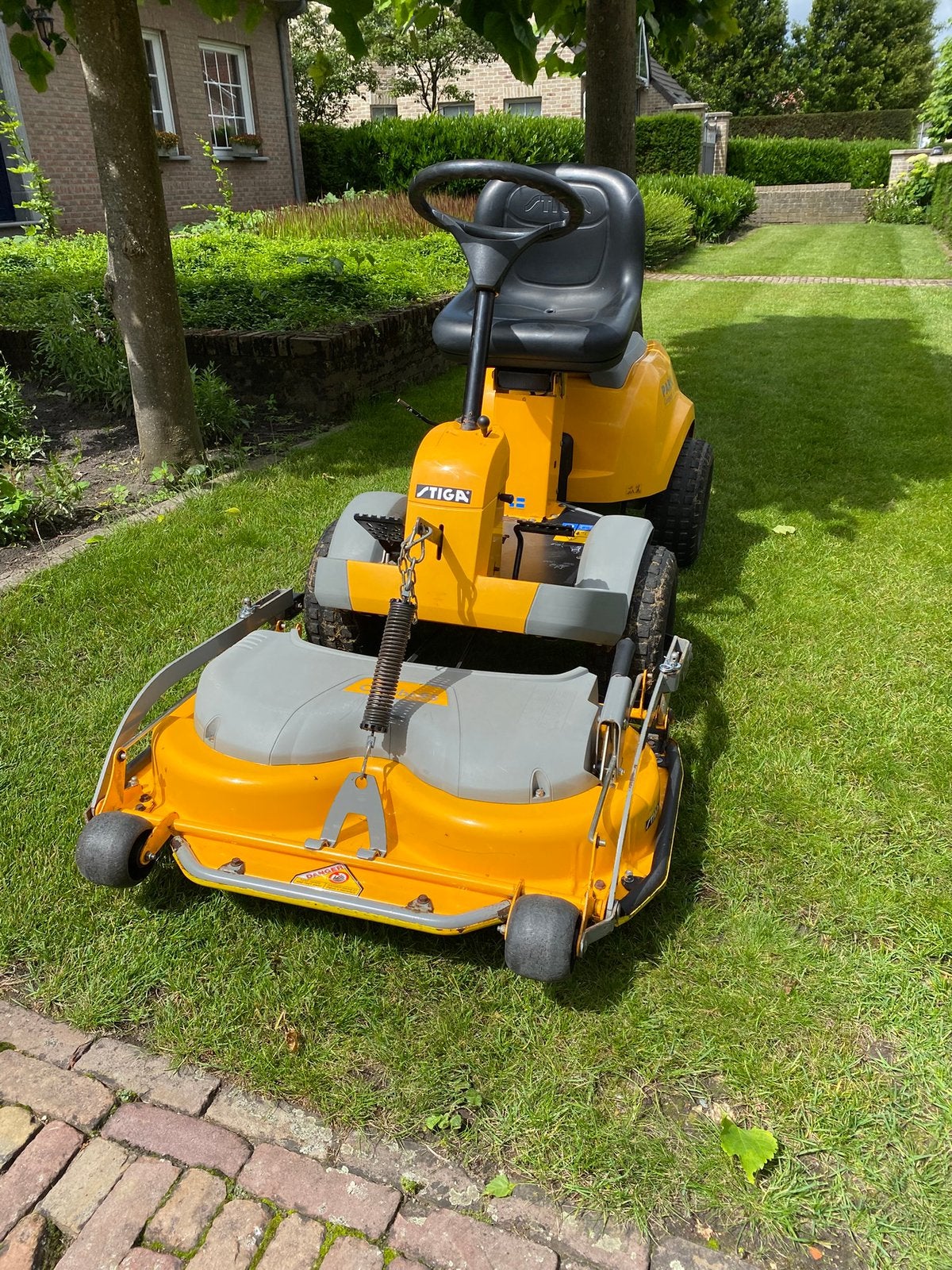 Stga Park zitmaaier frontmaaier, Tuin en Terras, Ophalen, Gebruikt, Mulchfunctie, 90 tot 120 cm