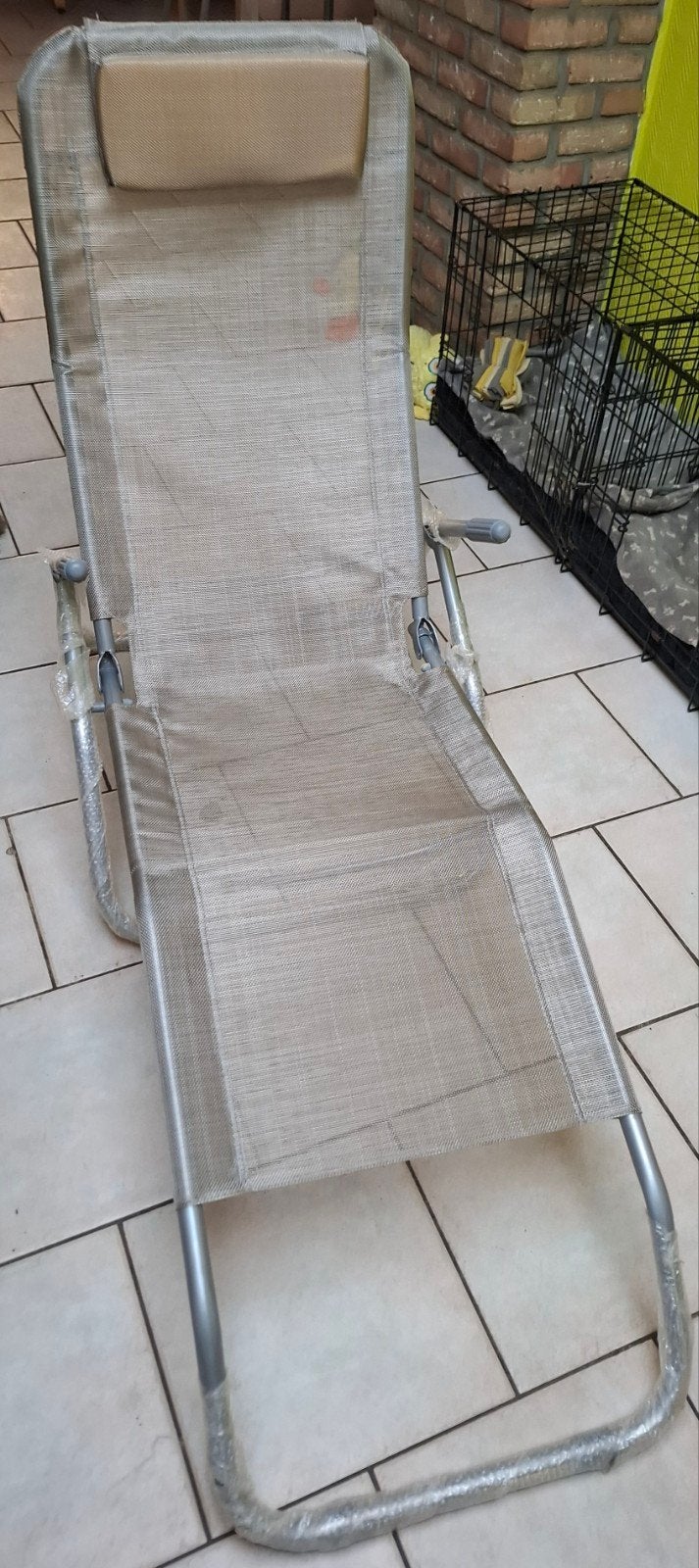 Relaxe de jardin, Enlèvement