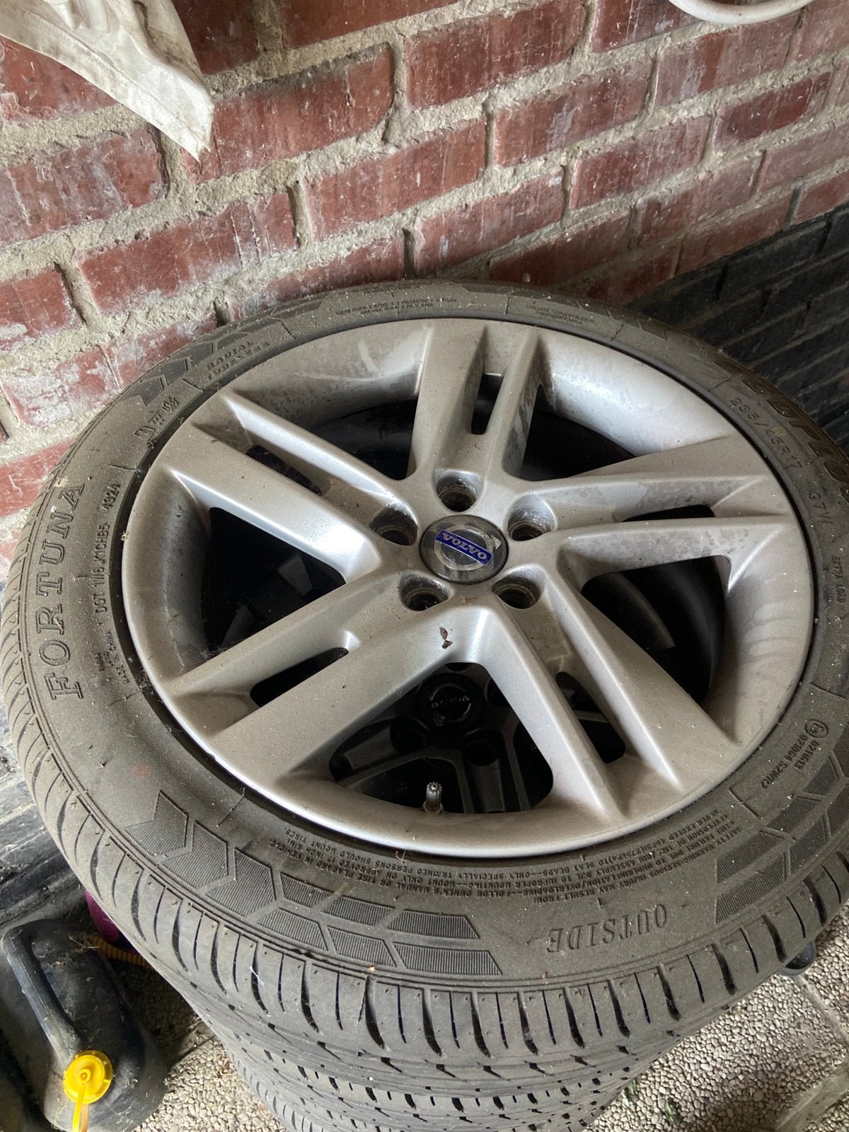 Velg Volvo 235/45R17, Auto-onderdelen, Banden en Velgen, Ophalen of Verzenden