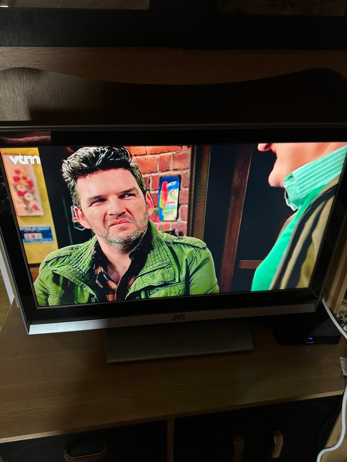 Jvc tv 32 inch, Ophalen, Zo goed als nieuw, Minder dan 40 cm