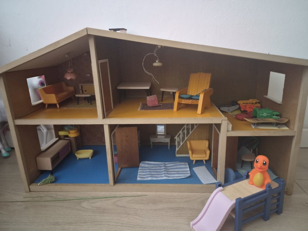 Groot houten poppenhuis 70 cm met meubels & accessoires, Enlèvement, Utilisé, Maison de poupées