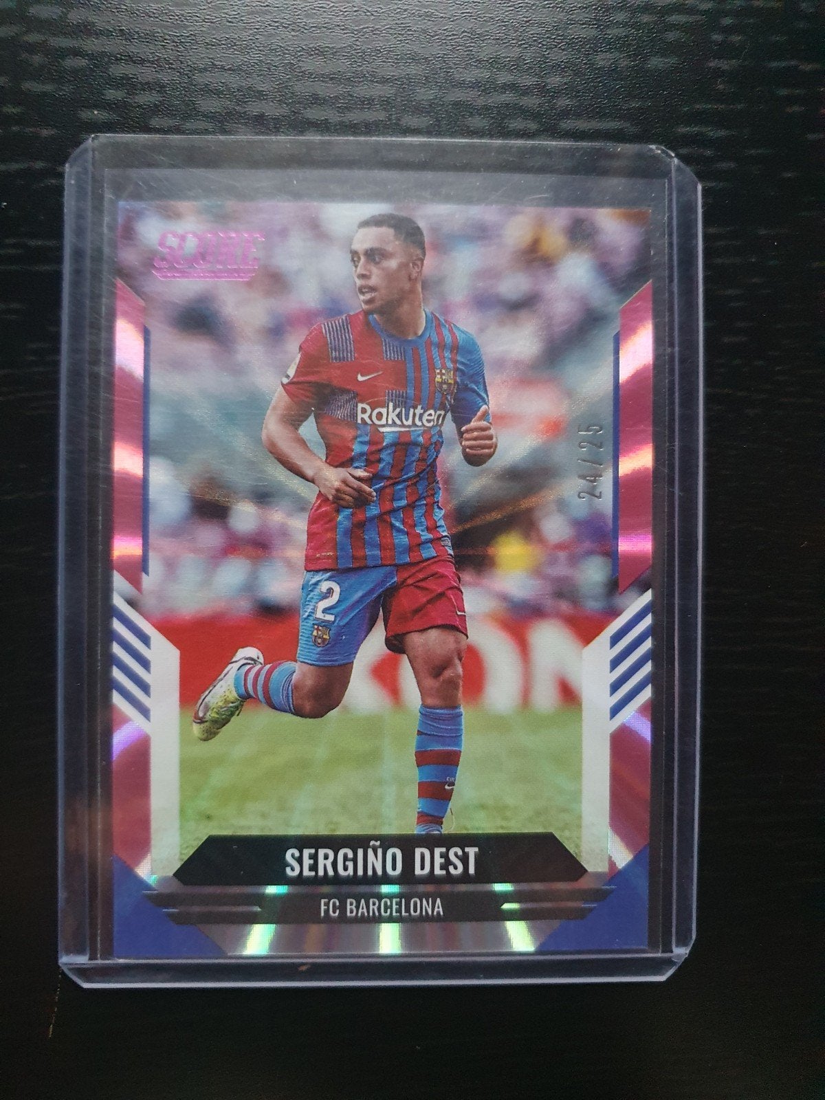 Sergiño Dest genummerde PARALLEL/25 Panini  ZELDZAAM ***, Ophalen of Verzenden, Nieuw, Plaatje