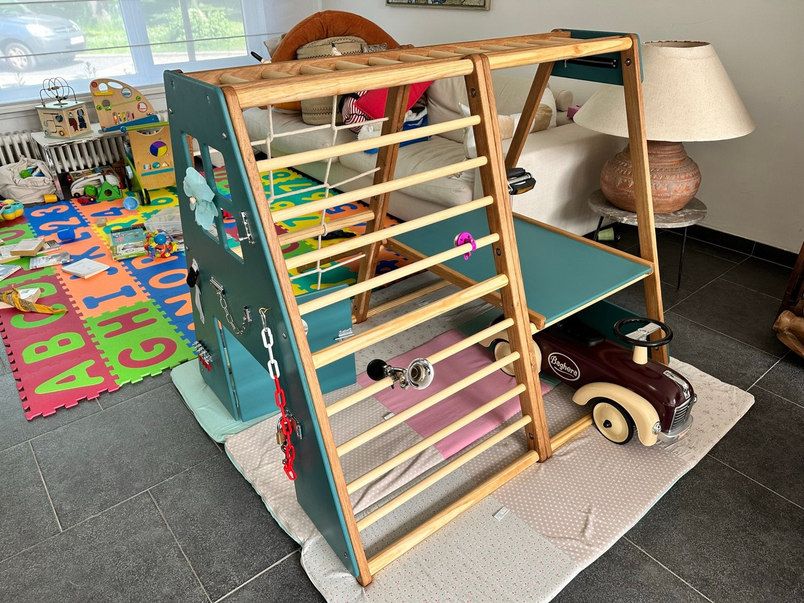 Activity board/speeltuig/klimrek montessori voor binnen, Enlèvement, Utilisé