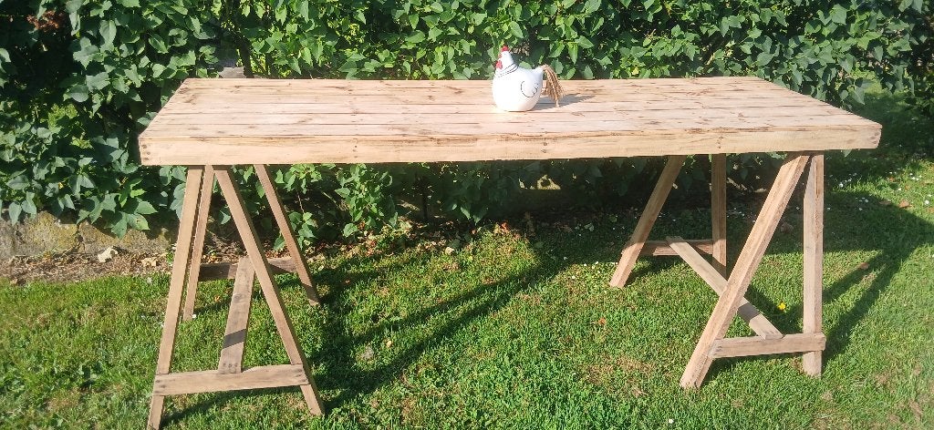 Bureau, établi, table d'appoint, Enlèvement, Démontable, Utilisé