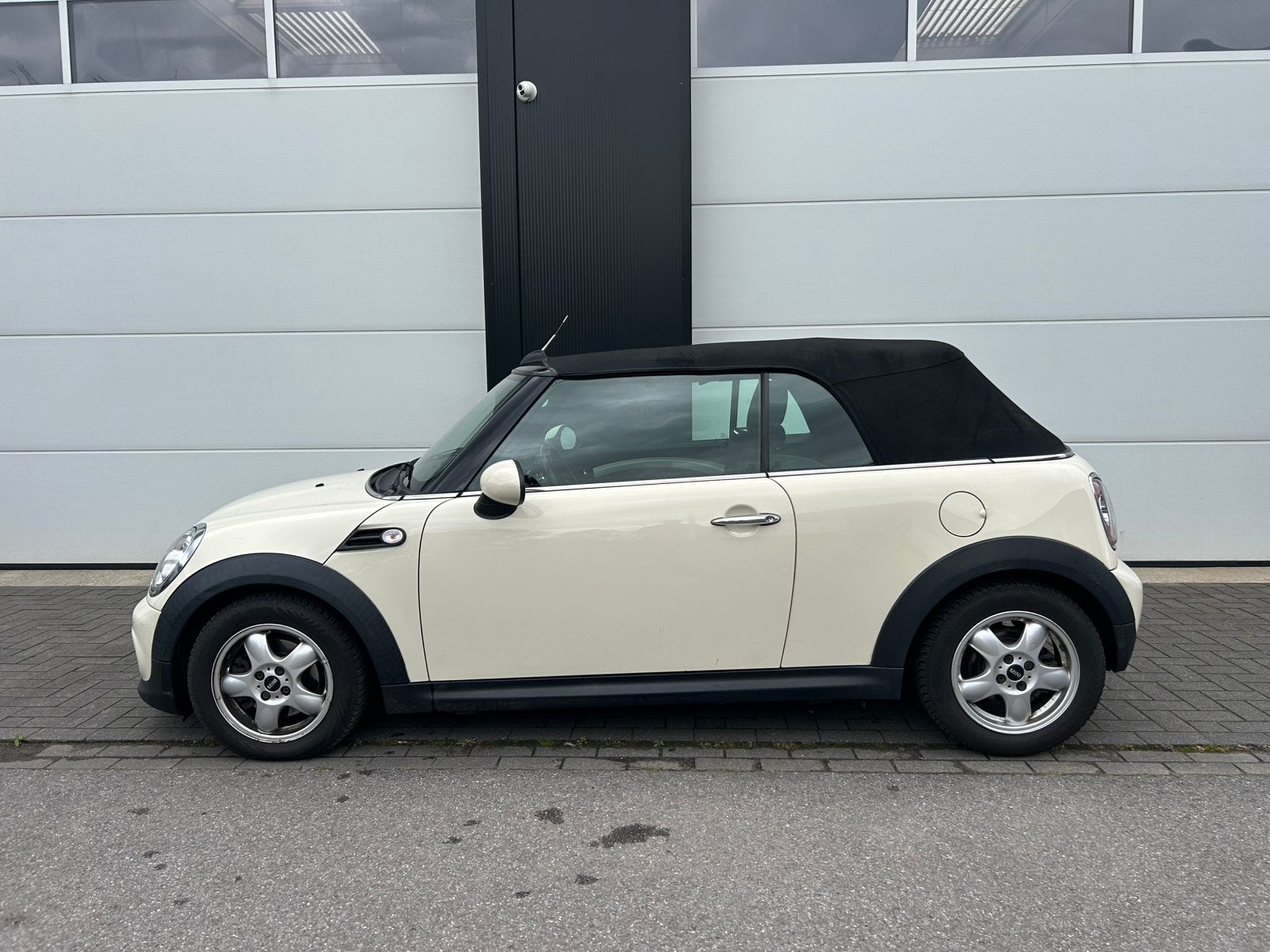 Mini Cooper D Cabrio 1.6 D / Cabrio, Auto's, Mini, Euro 5, Stof, Zwart, Overige kleuren