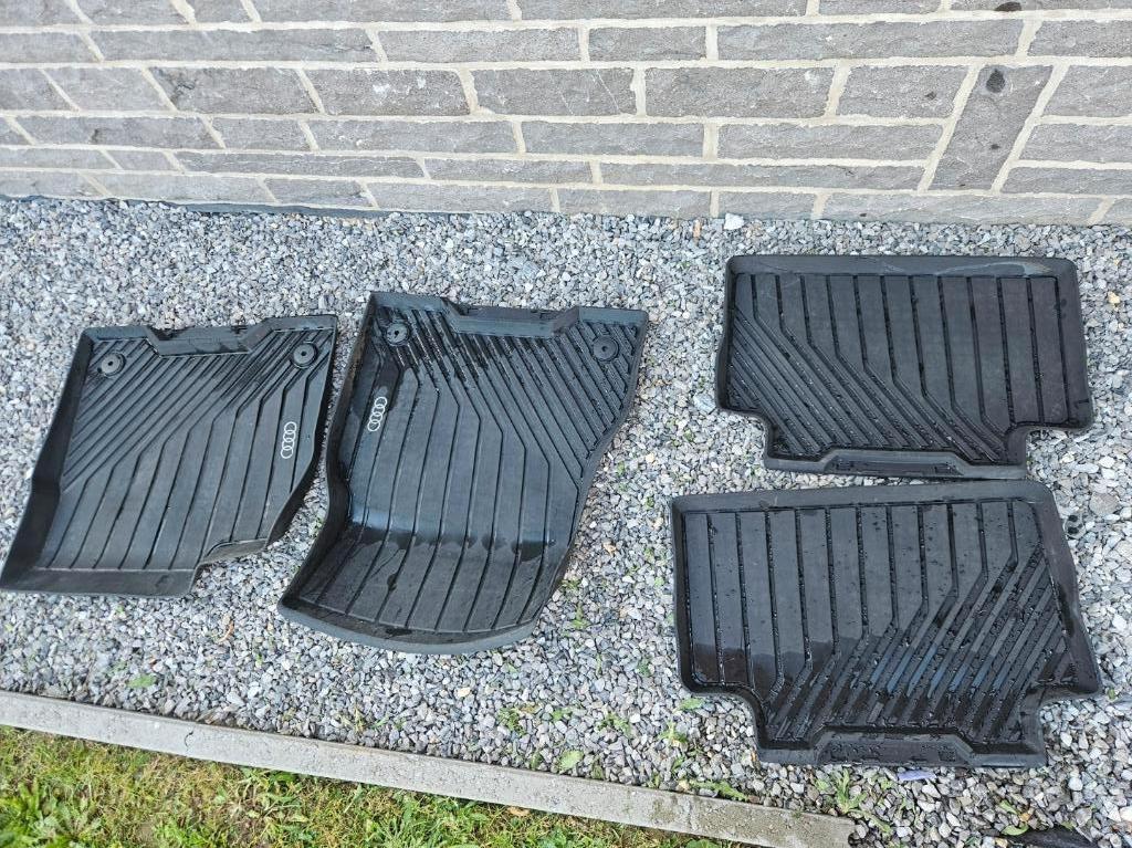 Tapis Audi Q6, Enlèvement, Audi