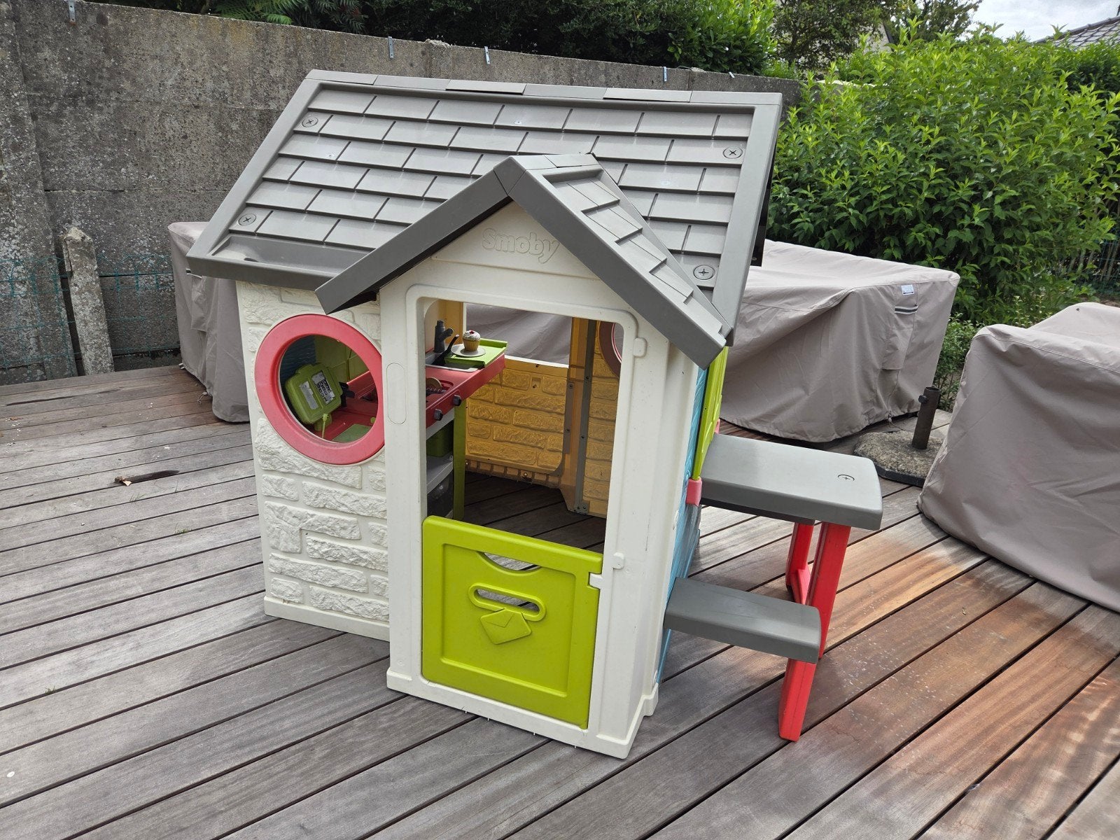 Speelhuisje met picknicktafel Smoby, Enlèvement, Utilisé, Synthétique