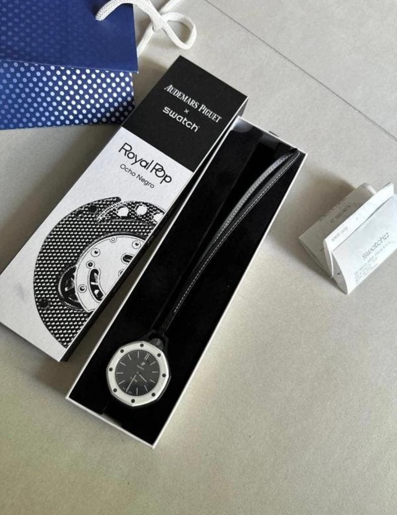 AP x Swatch Royal Pop Ocho Negro, Enlèvement ou Envoi