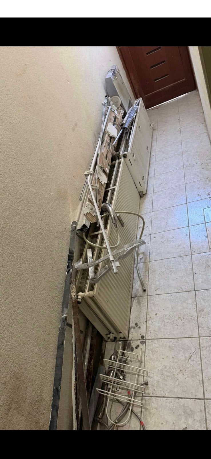 bonjour je suis Ferrailleur GSM 0485 04 01 29
