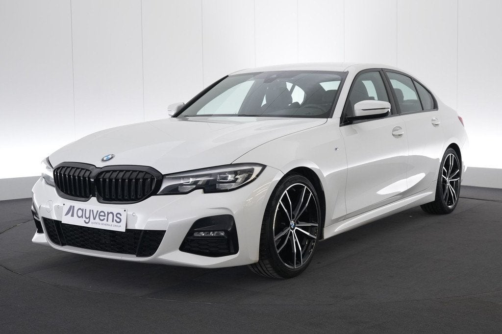(2ANP177) BMW 3 BERLINE, Auto's, BMW, Automaat, 4 deurs, Achterwielaandrijving, Alcantara